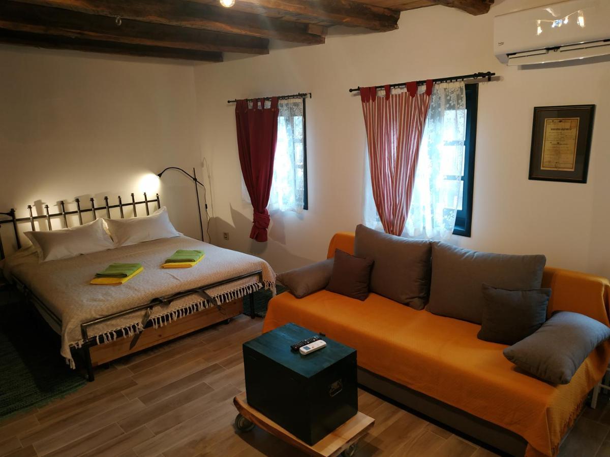 Stara Kovacnica Villa Galambóc Kültér fotó